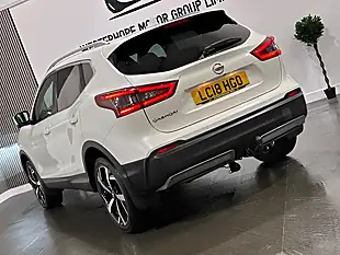 Used 2018 Nissan Qashqai Tekna White - Interior and Exterior details 16