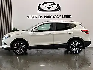 Used 2018 Nissan Qashqai Tekna White - Interior and Exterior details 17