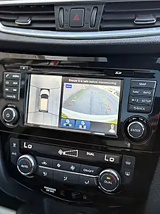Used 2018 Nissan Qashqai Tekna White - Interior and Exterior details 13