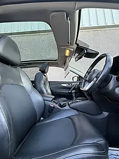 Used 2018 Nissan Qashqai Tekna White - Interior and Exterior details 7