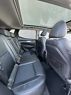 Used 2018 Nissan Qashqai Tekna White - Interior and Exterior details 8