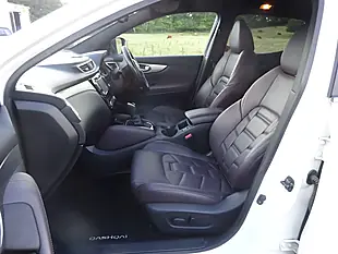 Used 2018 Nissan Qashqai Tekna+ White - Interior and Exterior details 18