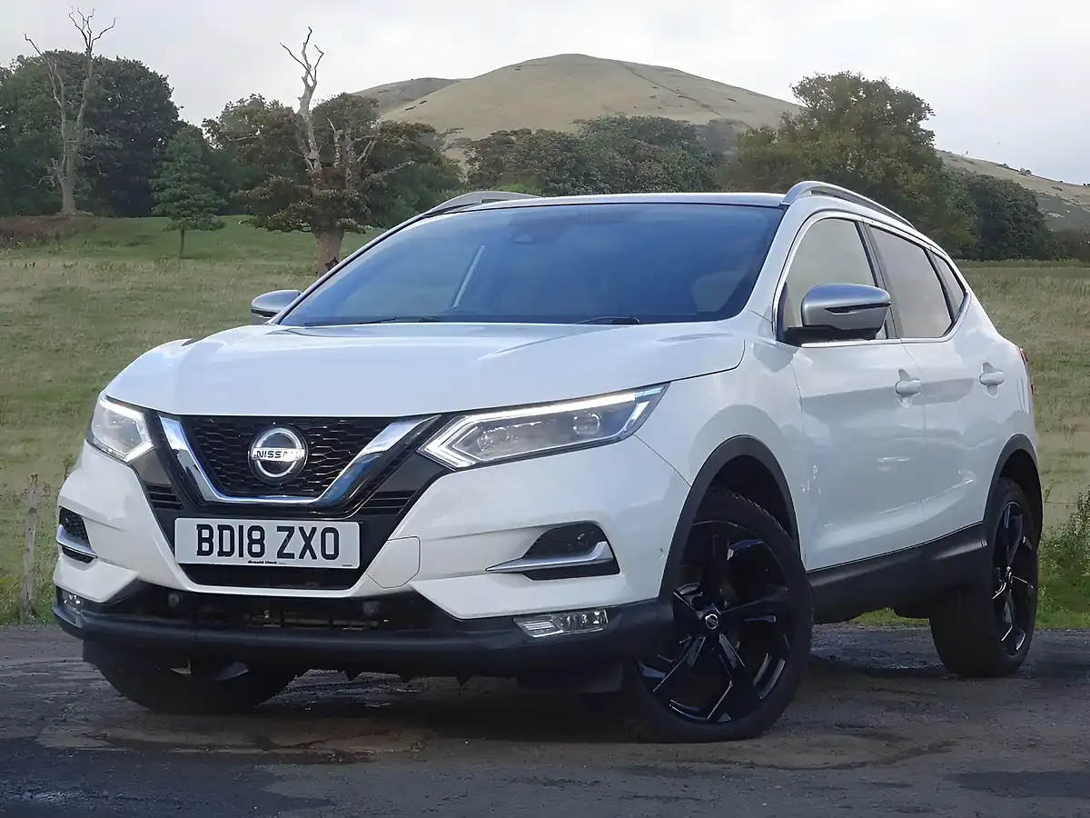 Used 2018 Nissan Qashqai Tekna+ White - Interior and Exterior details 2