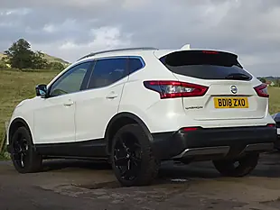 Used 2018 Nissan Qashqai Tekna+ White - Interior and Exterior details 3