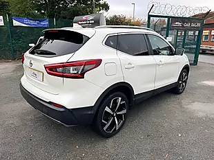 Used 2018 Nissan Qashqai Tekna White - Interior and Exterior details 5
