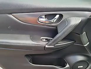 Used 2018 Nissan Qashqai Tekna Xtron White - Interior and Exterior details 16