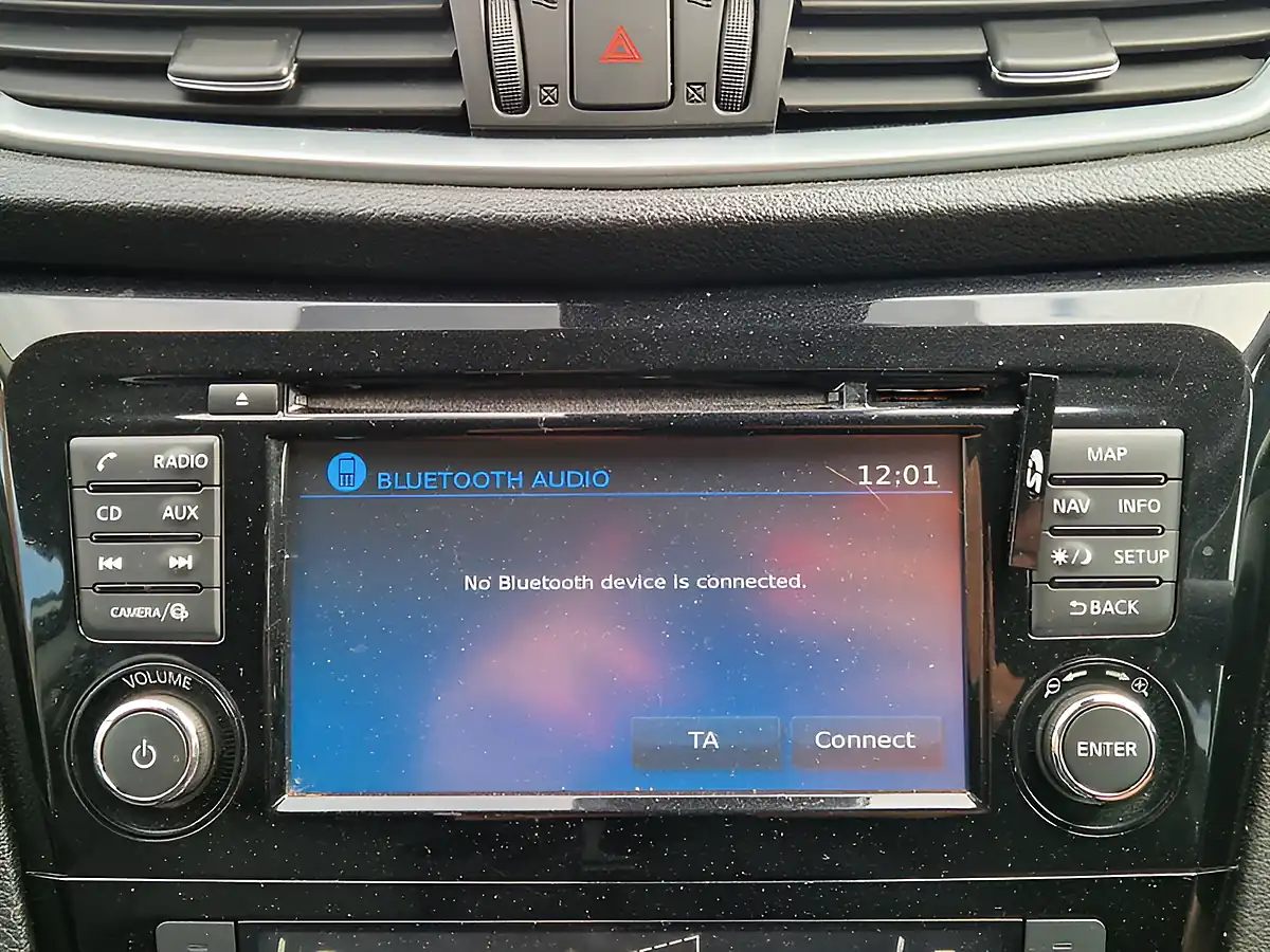 Used 2018 Nissan Qashqai Tekna Xtron White - Interior and Exterior details 17