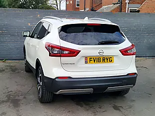 Used 2018 Nissan Qashqai Tekna Xtron White - Interior and Exterior details 8