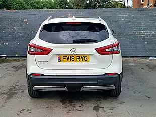 Used 2018 Nissan Qashqai Tekna Xtron White - Interior and Exterior details 9