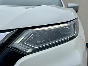 Used 2018 Nissan Qashqai Tekna+ Xtron White - Interior and Exterior details 13