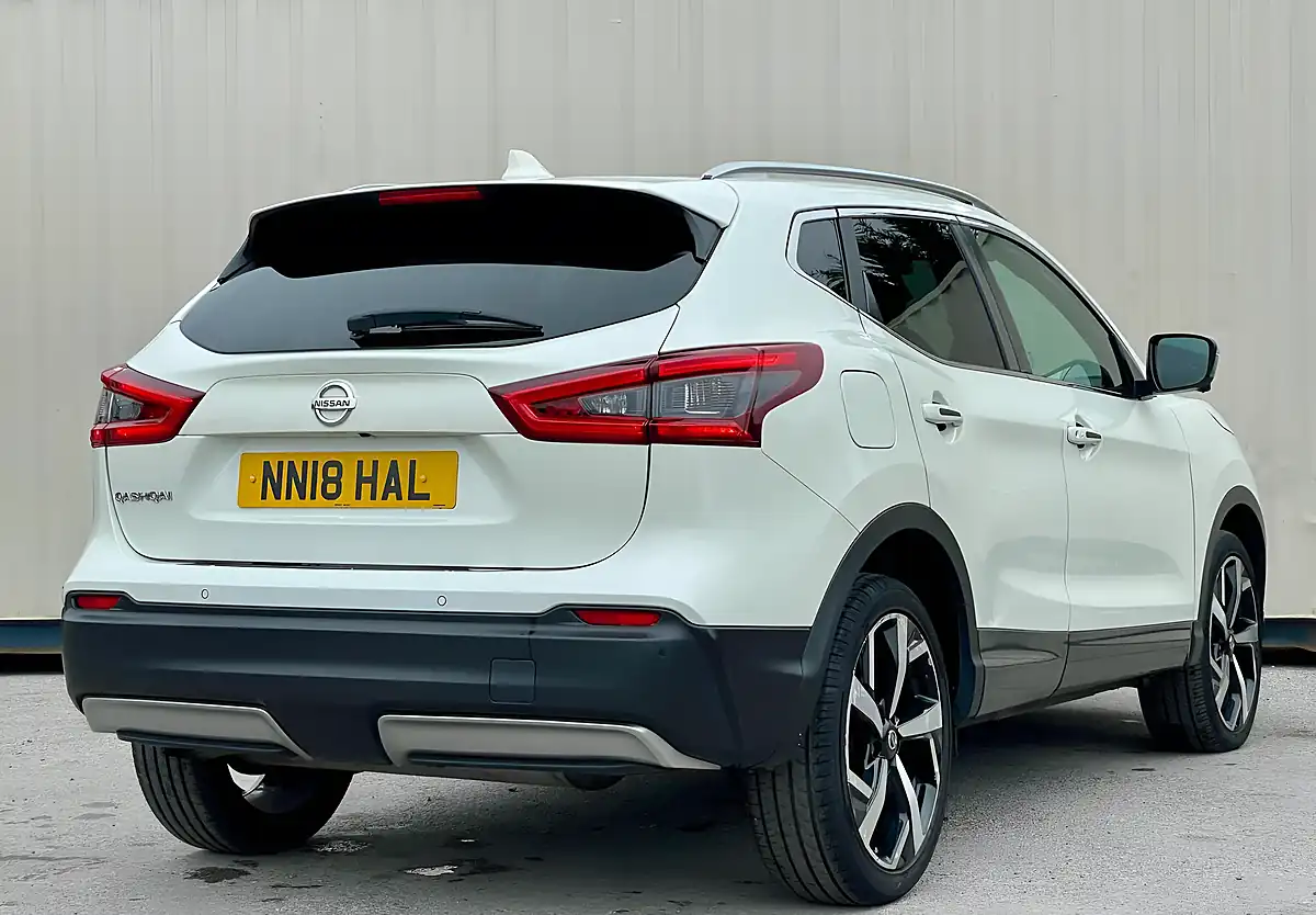 Used 2018 Nissan Qashqai Tekna+ Xtron White - Interior and Exterior details 4