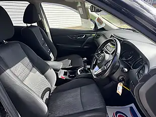 Used 2018 Nissan X-Trail Acenta Black - Interior and Exterior details 12