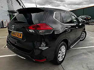 Used 2018 Nissan X-Trail Acenta Black - Interior and Exterior details 7