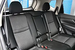 Used 2018 Nissan X-Trail Acenta White - Interior and Exterior details 12