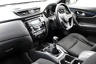 Used 2018 Nissan X-Trail Acenta White - Interior and Exterior details 14