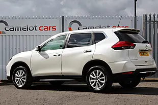 Used 2018 Nissan X-Trail Acenta White - Interior and Exterior details 7