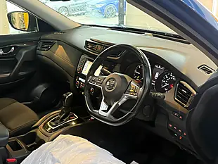 Used 2018 Nissan X-Trail N-Connecta Blue - Interior and Exterior details 15