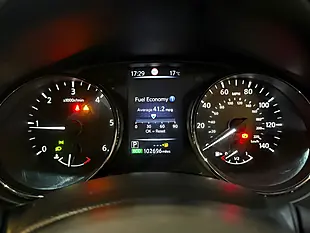 Used 2018 Nissan X-Trail N-Connecta Blue - Interior and Exterior details 19