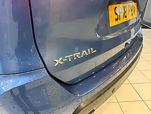 Used 2018 Nissan X-Trail N-Connecta Blue - Interior and Exterior details 9
