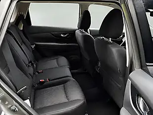 Used 2018 Nissan X-Trail N-Connecta Grey - Interior and Exterior details 6