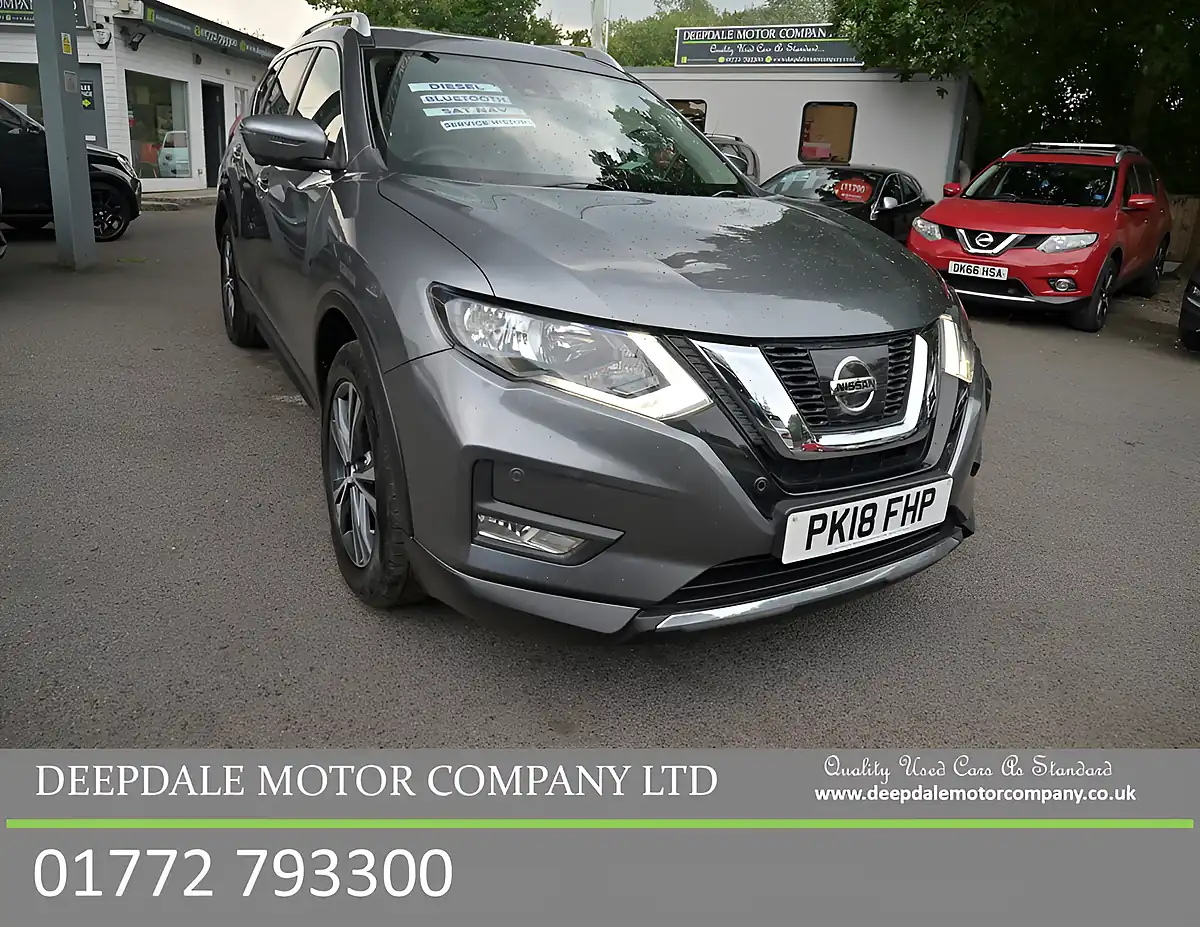 Used 2018 Nissan X-Trail N-Connecta Gun Metallic - Front View