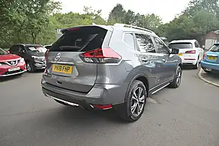 Used 2018 Nissan X-Trail N-Connecta Gun Metallic - Interior and Exterior details 7