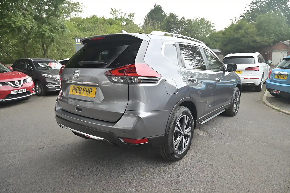Used 2018 Nissan X-Trail N-Connecta Gun Metallic - Interior and Exterior details 7