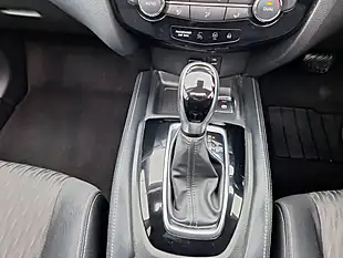 Used 2018 Nissan X-Trail N-Connecta Red - Interior and Exterior details 12