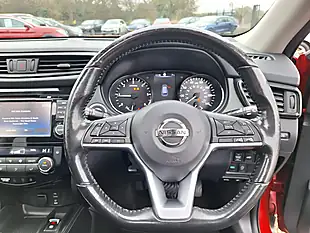 Used 2018 Nissan X-Trail N-Connecta Red - Interior and Exterior details 5
