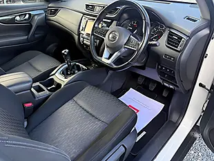 Used 2018 Nissan X-Trail N-Connecta White - Interior and Exterior details 7