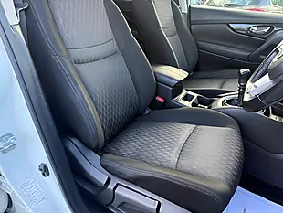 Used 2018 Nissan X-Trail N-Connecta White - Interior and Exterior details 9