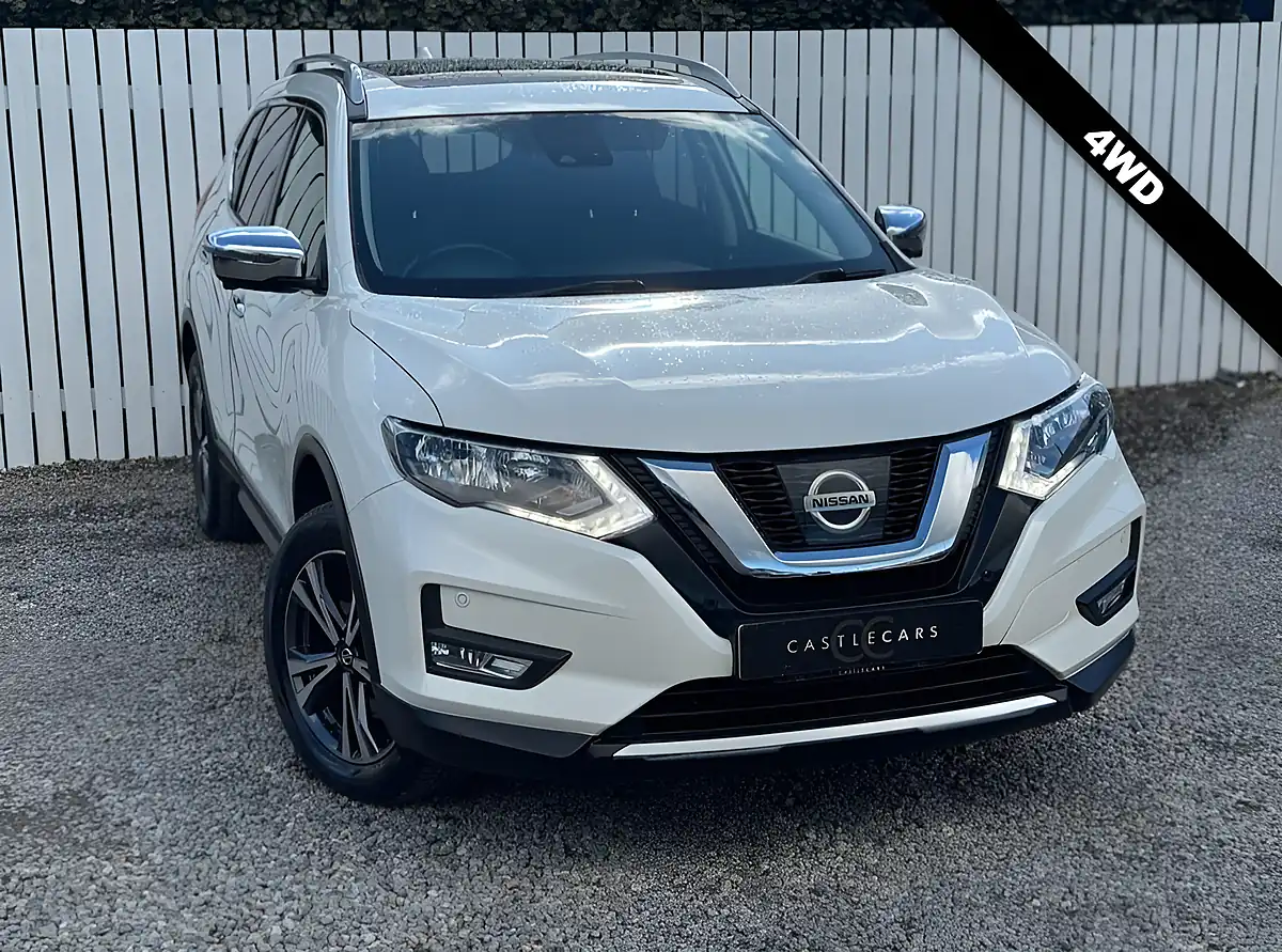 Used 2018 Nissan X-Trail N-Connecta White - Front View
