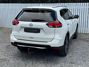 Used 2018 Nissan X-Trail N-Connecta White - Interior and Exterior details 5