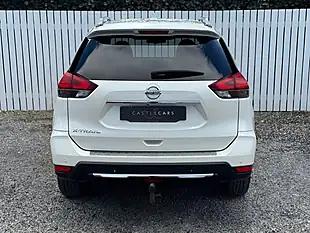 Used 2018 Nissan X-Trail N-Connecta White - Interior and Exterior details 6