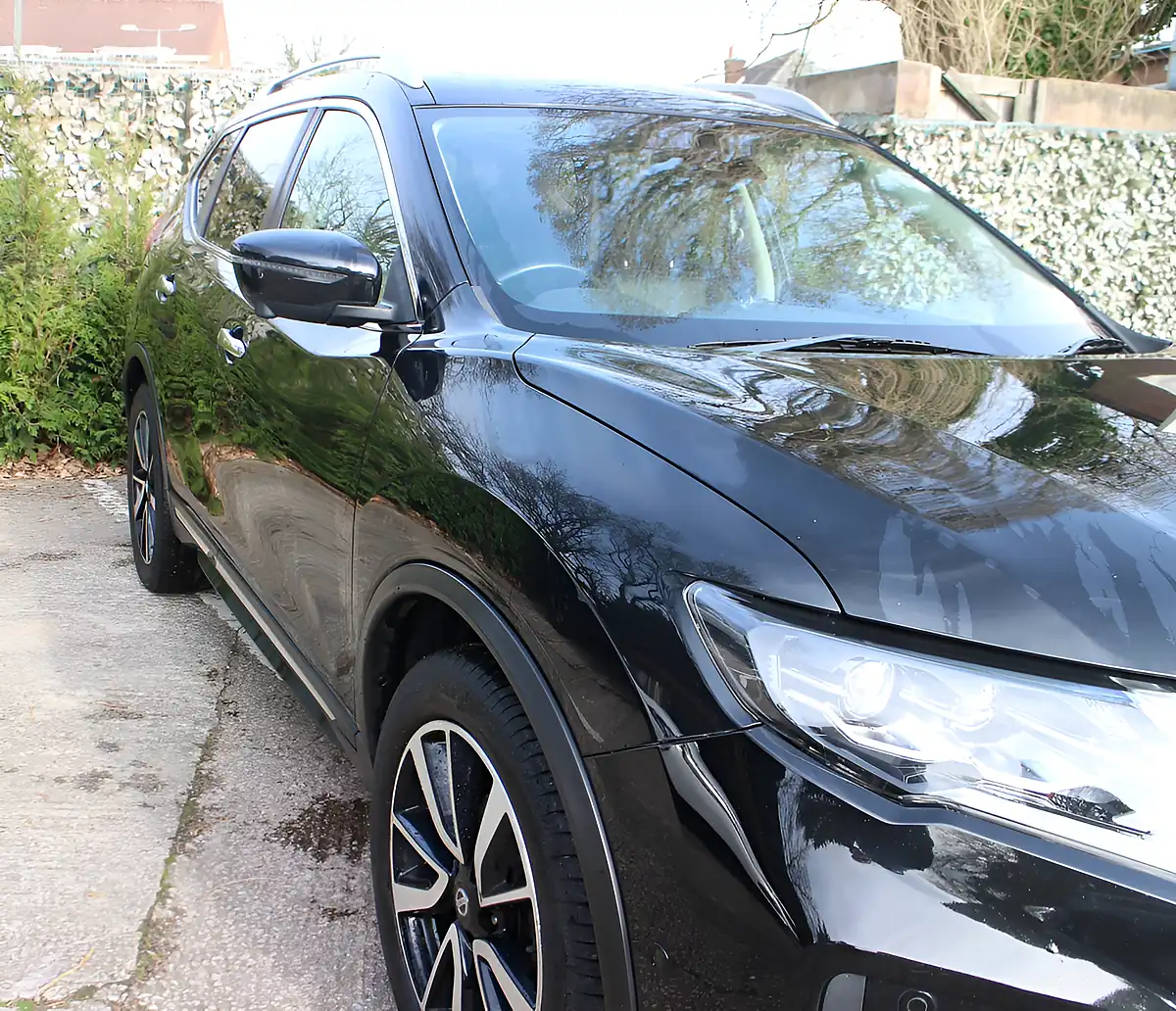 Used 2018 Nissan X-Trail Tekna Black - Interior and Exterior details 7