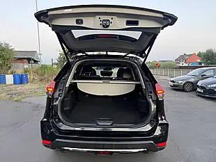 Used 2018 Nissan X-Trail Tekna Black - Interior and Exterior details 16