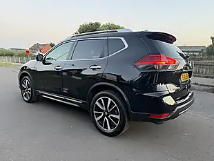 Used 2018 Nissan X-Trail Tekna Black - Interior and Exterior details 5