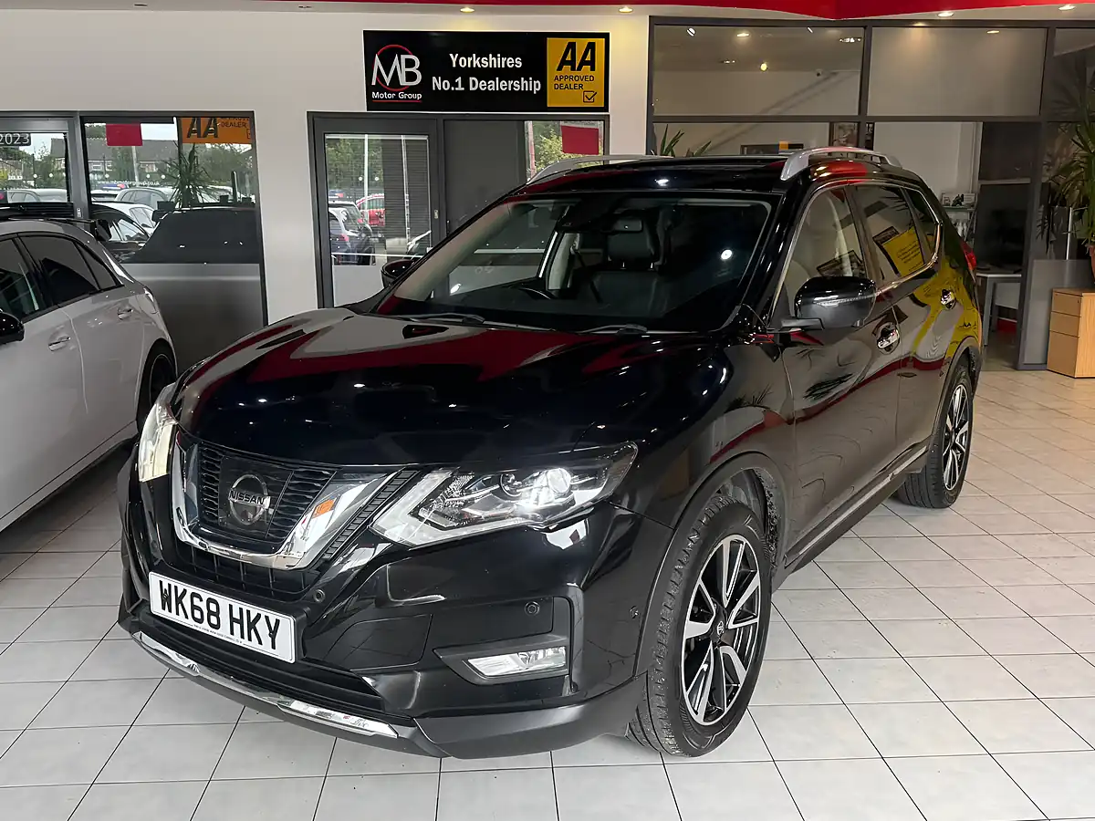 Used 2018 Nissan X-Trail Tekna Black - Interior and Exterior details 6