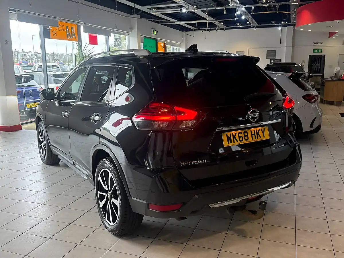 Used 2018 Nissan X-Trail Tekna Black - Interior and Exterior details 7