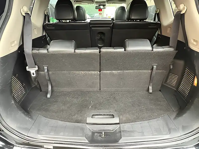 Used 2018 Nissan X-Trail Tekna Black - Interior and Exterior details 15