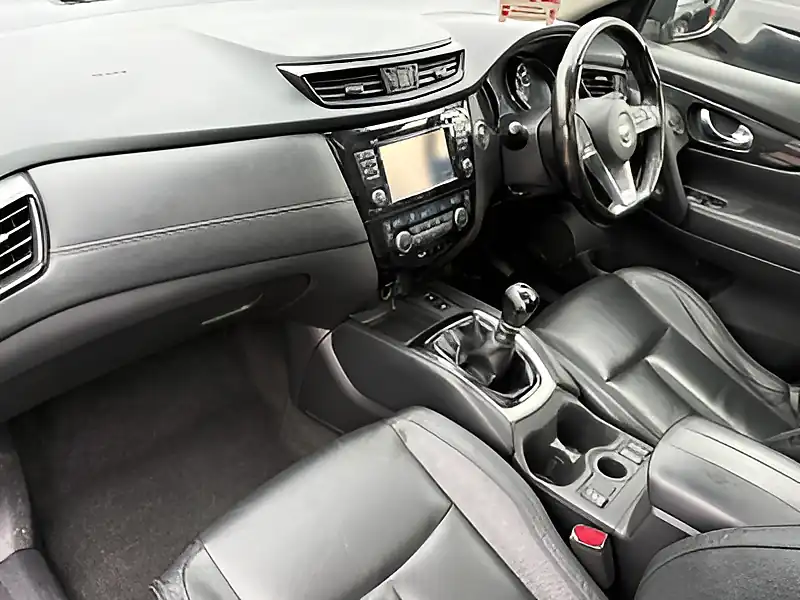 Used 2018 Nissan X-Trail Tekna Black - Interior and Exterior details 2