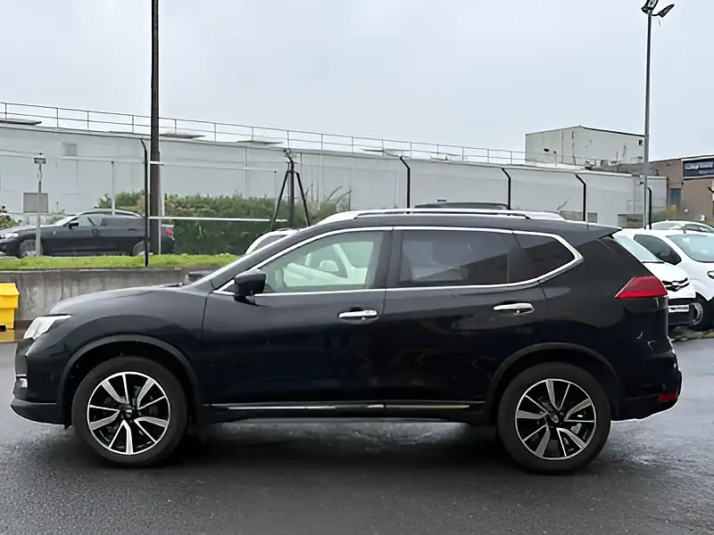 Used 2018 Nissan X-Trail Tekna Black - Interior and Exterior details 20