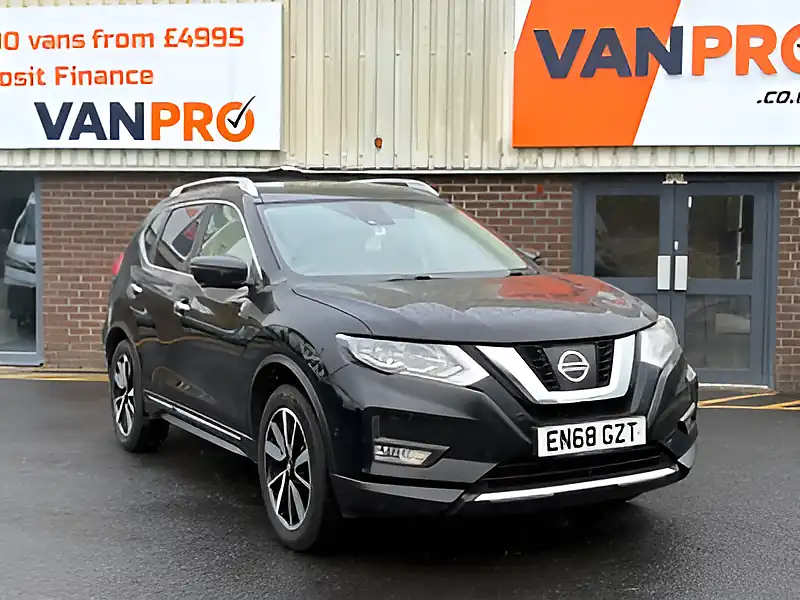 Used 2018 Nissan X-Trail Tekna Black - Interior and Exterior details 4