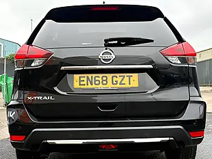 Used 2018 Nissan X-Trail Tekna Black - Interior and Exterior details 6