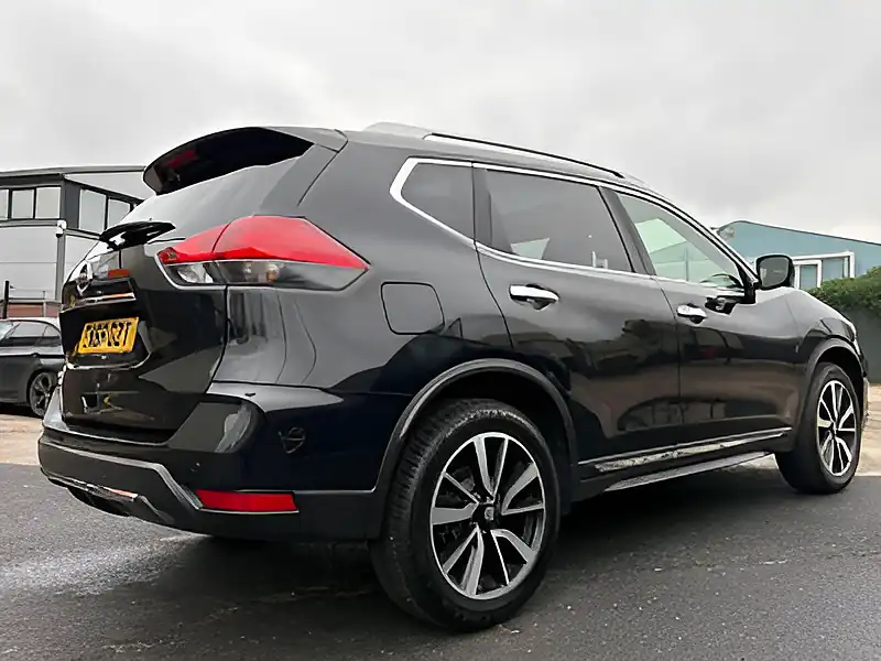 Used 2018 Nissan X-Trail Tekna Black - Interior and Exterior details 9
