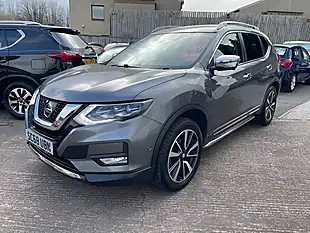 Used 2018 Nissan X-Trail Tekna Grey - Interior and Exterior details 4