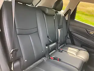 Used 2018 Nissan X-Trail Tekna Grey - Interior and Exterior details 11