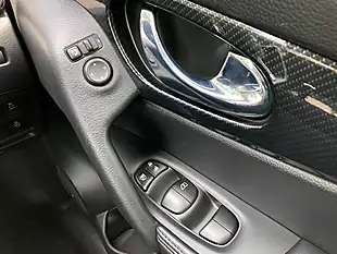 Used 2018 Nissan X-Trail Tekna Grey - Interior and Exterior details 16
