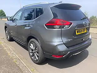 Used 2018 Nissan X-Trail Tekna Grey - Interior and Exterior details 18