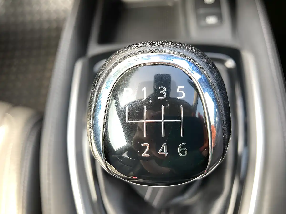 Used 2018 Nissan X-Trail Tekna Grey - Interior and Exterior details 19